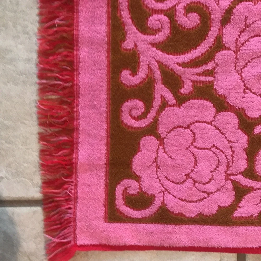 Vintage Fieldcrest Made USA Red Pink Floral Brown Fringe Bath Towel